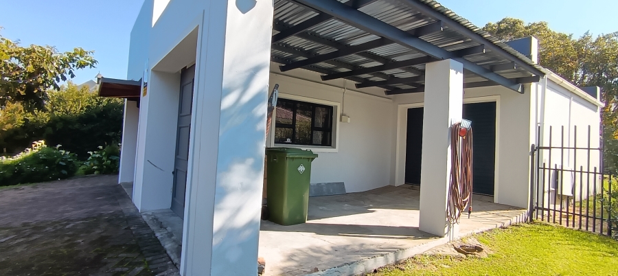 3 Bedroom Property for Sale in Heuningkloof Western Cape